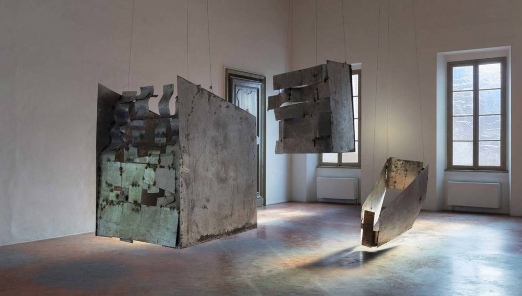 Form Matters Matter Formshttps://www.exibart.com/repository/media/2016/05/Form-Matters-Matter-Forms-1068x605.jpg