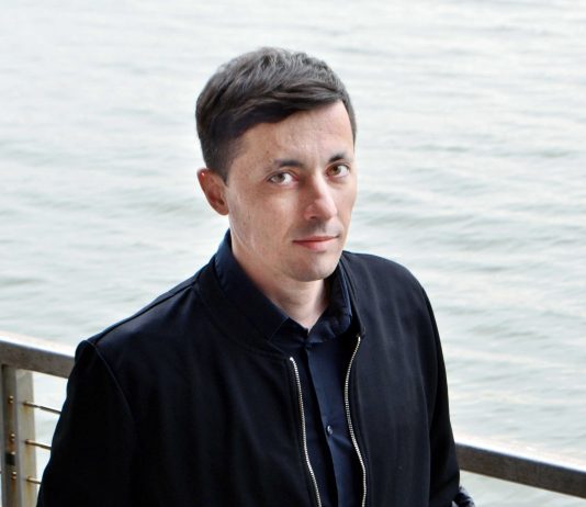 Intervista a Paolo Cirio Paolo Cirio