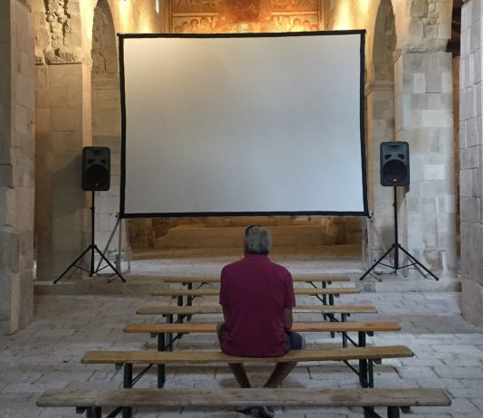 Strano Film Festival e i suoi cortometraggi legati alla terra sala proiezione strano film festival