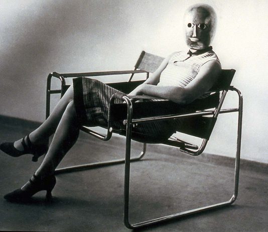 1000 oggetti per 100 anni di Bauhaus, alla Berlinische Galerie Un'opera in mostra per i 100 anni di Bauhaus alla Berlinische Galerie