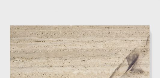 Il ruolo del reale, nelle fotografie di Elisa Sighicelli in mostra a Napoli Un'opera di Elisa Sighicelli in mostra a Napoli