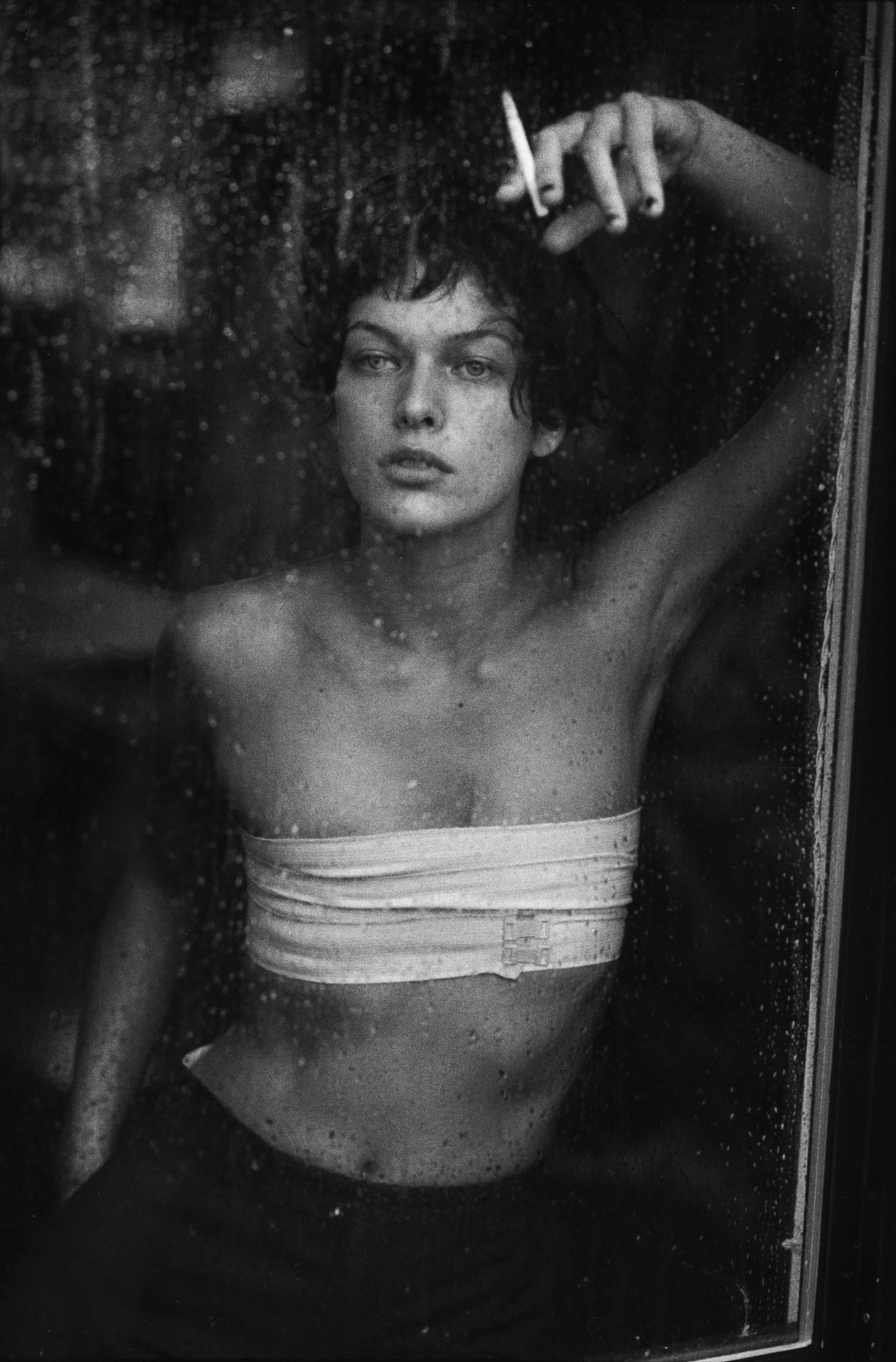 Milla Jovovich photographed by Peter Lindbergh for Vogue Italia, New York 1996