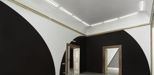 Sei Wall Drawings di Sol LeWitt alla Galleria Alfonso Artiaco, Napoli Sei Wall Drawings di Sol LeWitt alla galleria Alfonso Artiaco di Napoli.