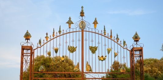 Il secondo capitolo di Hypermaremma, tra le antiche rovine di Ansedonia Emiliano Maggi, Hypermaremma, Antica Città di Cosa, Ansedonia 2019