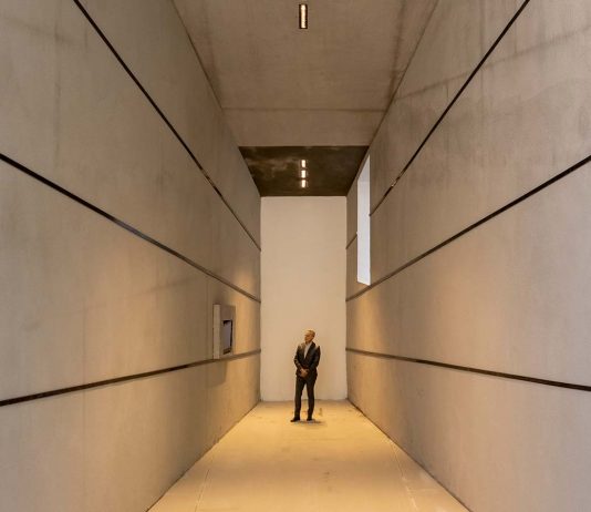 Bologna Design Week: Iosa Ghini gioca con le Human Proportions