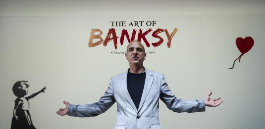 Lo storico agente di Banksy si allontana dal mondo delle gallerie Steve Lazarides (courtesy of Chritopher Katsarov/The Globe and Mail)