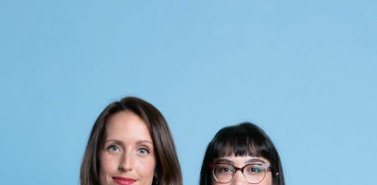 Una nuova fiera d’arte inaugura a New York Le fondatrici di Future Fair, Rebeca Laliberte and Rachel Mijares Fick, 2019. Courtesy of Future Fair and Venkata Krishnan Ganesan. Photo: Venky Photography.