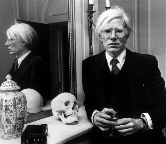 Lo stravagante archivio di Andy Warhol raccontato in un nuovo libro Andy Warhol. Photo: RDA/Getty Images