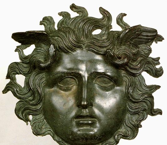 Veleni e magiche pozioni. Grandi storie di cure e delitti