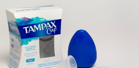 Le coppette mestruali Tampax entrano nella collezione del V&A Museum Coppetta Tampax
