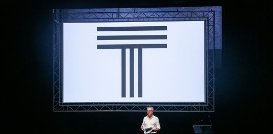 Da Cattelan allo Skate, il programma 2020-2021 della Triennale di Milano La presentazione del programma 2020 della Triennale di Milano