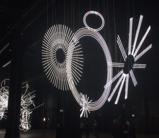 Cerith Wyn Evans a Pirelli Hangar Bicocca: le foto
