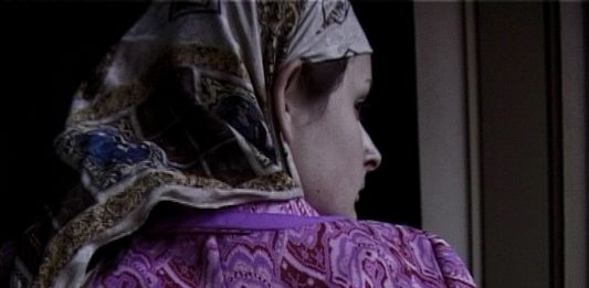 Kristina Inciuraite, Reflecting Women | AlbumArte Kristina Inčiūraitė, “Spinsters” (fermo video), 2003. Courtesy dell'artista