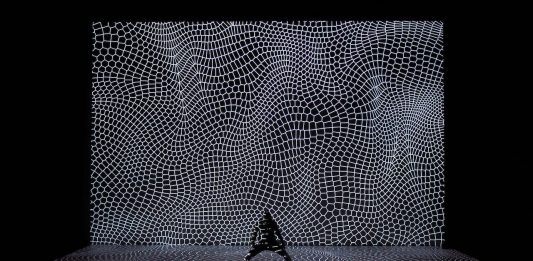 L’arte ultramediale di Hiroaki Umeda al Romaeuropa Festival Hiroaki Umeda, Median, 2018 (courtesy of Hiroaki Umeda)