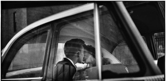 Elliott Erwitt in mostra al Mudec di Milano Elliott Erwitt, New York City, USA, 1955. © Elliott Erwitt