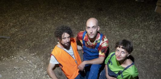 Cosmesi, ovvero il limite esaltante di fare quello che non c’è Cosmesi, foto di Alessandro sala, courtesy Centrale fies