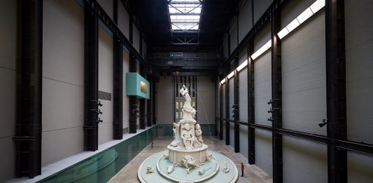 La fontana di Kara Walker alla Tate Modern per Frieze London Kara Walker, Fons Americanus, 2019