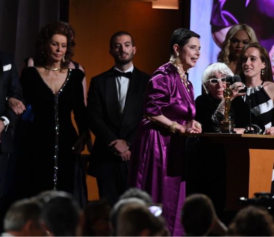 A Los Angeles, Lina Wertmüller riceve l’oscar alla carriera