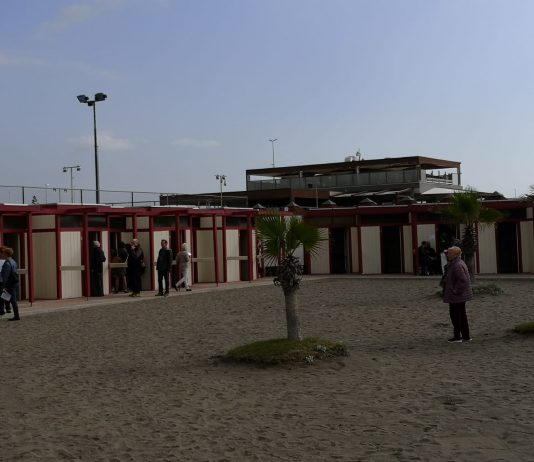 Cabine d’artista. La mostra nello storico stabilimento di Ostia