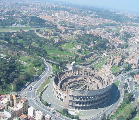 593 milioni per i servizi aggiuntivi del Colosseo: pronta la maxi gara