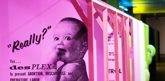 Love in a Mist, la mostra contro le leggi sull’aborto negli USA