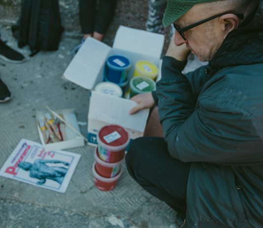 La terra dei Bronzi: Flavio Favelli sul suo progetto a Reggio Calabria Flavio Favelli a Reggio Calabria