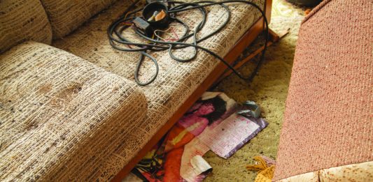 Sinking Ship. L’America deserta di Kyle Thompson in mostra a Milano Kyle Thompson, Untitled, Oregon Grasslands (2019), stampa Fine Art su dibond, 30 x 40 cm