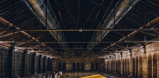 Alle OGR di Torino, Monica Bonvicini mette a nudo i misteri familiari