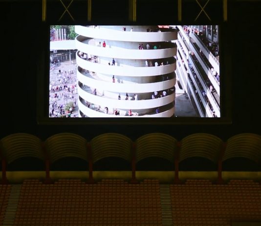 Il video virale delle torri di San Siro? Già fatto nel 1997 da Paola Di Bello