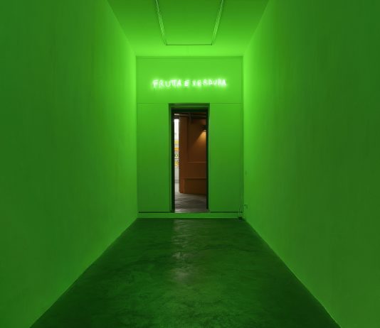 Giuseppe De Mattia, Esposizione di frutta e verdura | Matèria Giuseppe De Mattia Materia