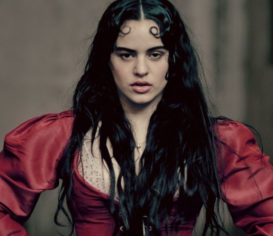 “Looking for Juliet”. Paolo Roversi firma il 47° Calendario Pirelli