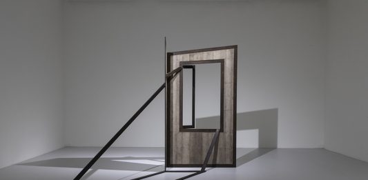 Le soglie incastonate nell’ombra di Giuseppe Uncini giuseppe uncini