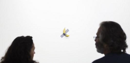 Scivolando sulla buccia di banana