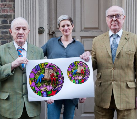 Gilbert & George lanciano una vendita di beneficenza per i senzatetto gilbert & george a favore dei senzatetto