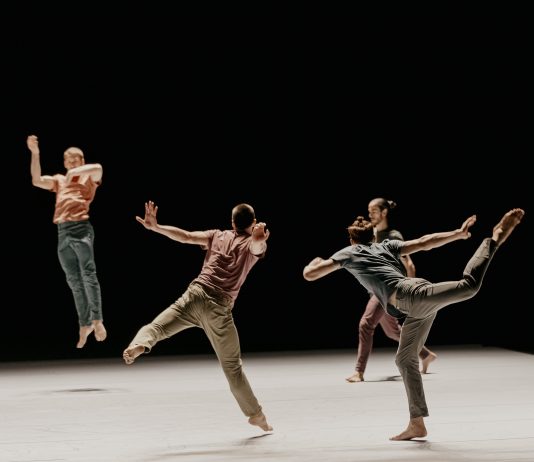 Imprevedibile, evanescente, accogliente: tre coreografie per Aterballetto aterballetto