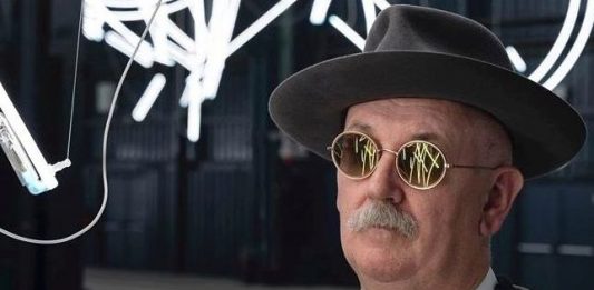 Wyn Evans e Steve Farrer: una serata all’Hangar Bicocca Cerith Wyn Evans e Steve Farrer al Pirelli Hangar Bicocca