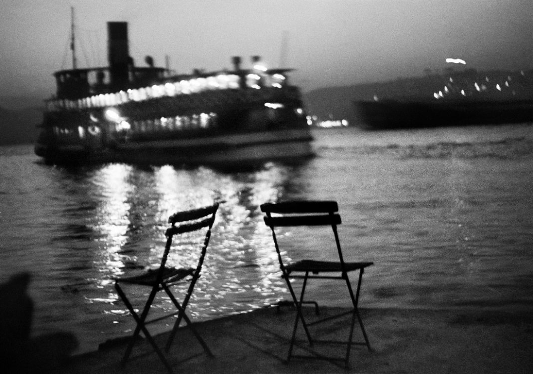 Ara Gülerhttps://www.exibart.com/repository/media/2020/01/Güler-1068x749.jpg