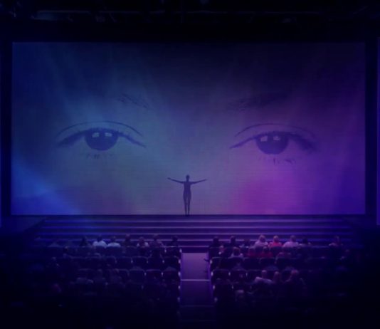 Il bullismo si combatte con l’arte: el chico arriva nelle scuole e nei teatri