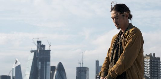 Da Tarantino alla Z-Gen: il mix esplosivo di Giri / Haji su Netflix Giri / Haji su Netflix