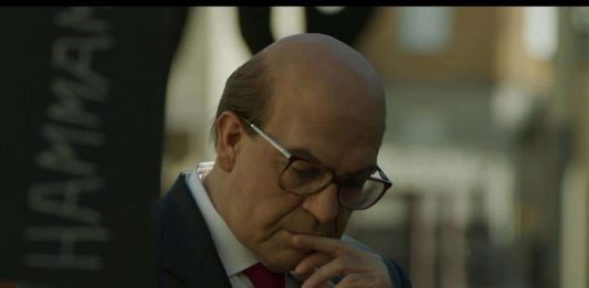 Hammamet, dalla noia all’irritazione: Gianni Amelio, perché l’hai fatto? Hammamet, di Gianni Amelio