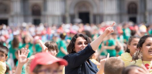 La mia parola è azione: Marinella Senatore per Treccani Arte