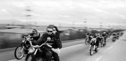 Dalle star di Hollywood agli Hells Angels. Gli scatti di Bill Ray per Life Magazine