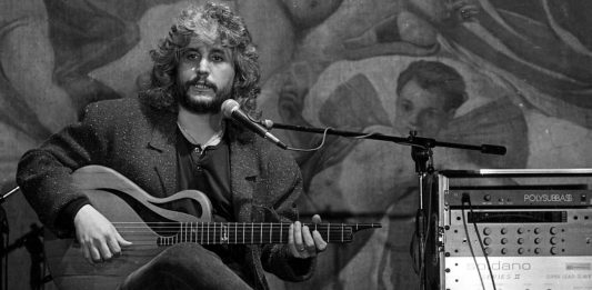 Pino Daniele per tutti ma non per troppi, dalla strada ai social