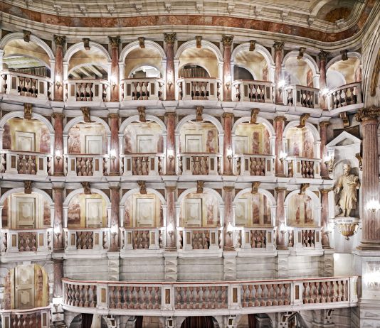 Crisi del Teatro? Falso. Ad essere in crisi sono solo i teatri crisi teatro