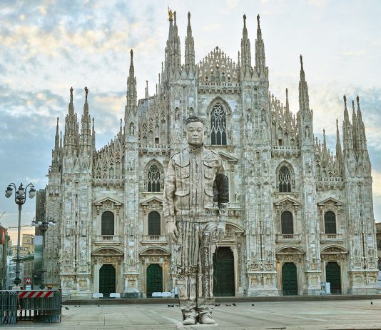 Torna a Milano MIA Photo Fair. Ecco le novità dell’edizione 2020 Liu Bolin, Duomo, Milano, 2019, stampa a getto d'inchiostro, 112,5 x 150 cm., ed. /6, courtesy Boxart Galleria d'Arte, Verona