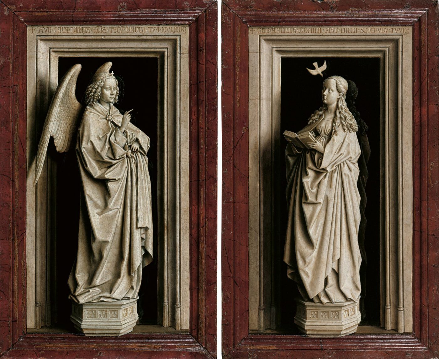 Il talento impareggiabile di Van Eyck rende ogni dipinto straordinario: la finta scultura dell’angelo a sinistra in questa Annunciazione sembra fuoriuscire dalla cornice, entrando nello spazio del pubblico, con la sua tridimensionalità illusionistica.