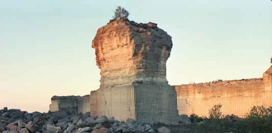 Ciò che rimane del paesaggio: Fabrizio Bellomo da Office Project Room