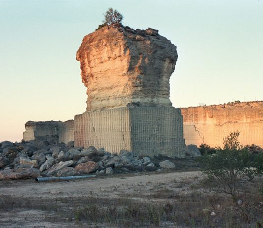 Ciò che rimane del paesaggio: Fabrizio Bellomo da Office Project Room