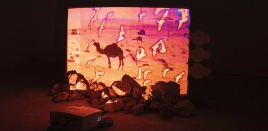 Jeddah Arts, nell’occhio del ciclone si parla di ambiente © Mohammad Alfaraj, HEAT, 2019. ‘I Love You, Urgently’, 21,39 Jeddah Arts, 28 January – 18 April 2020. Photo: Ashwin Gohil and Hussain Rangwala, Canvas magazine. Commissioned by Saudi Art Council