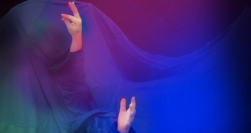 ROSANA ANTOLÍ. PERFORMANCE 2. Una marea de cuerpos_ la mitocondria